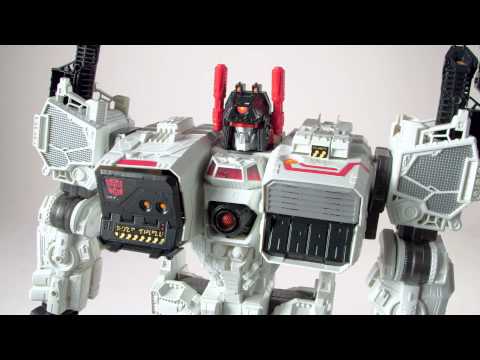 Transformers Generations Titan Class Metroplex Action Figure Toy with Autobot Scamper Figure